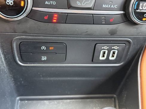 Used 2021 Ford EcoSport SE w/ SE Appearance Package FWD image 25