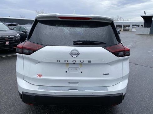 New 2026 Nissan Rogue SV AWD/4WD image 4
