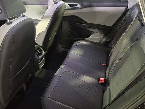 Certified 2026 Volkswagen Taos SE FWD image 11