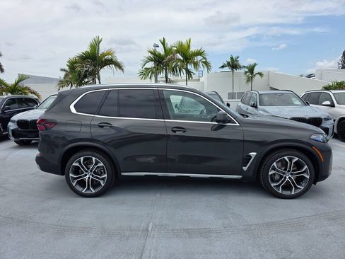 New 2026 BMW X5 xDrive50e AWD/4WD image 3