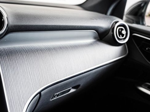 Certified 2026 Mercedes-Benz GLC 300 image 22