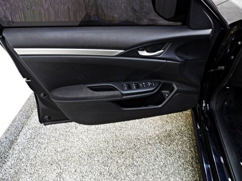 Used 2018 Honda Civic LX image 7