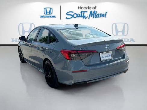 Used 2024 Honda Civic Sport image 4