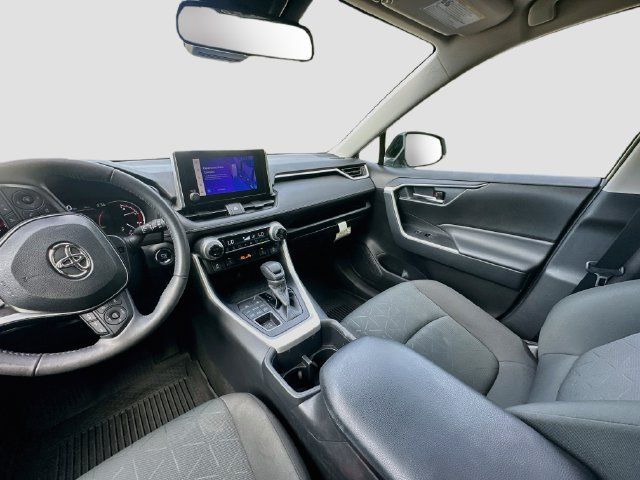 Used 2023 Toyota RAV4 XLE w/ Convenience Package AWD/4WD image 23