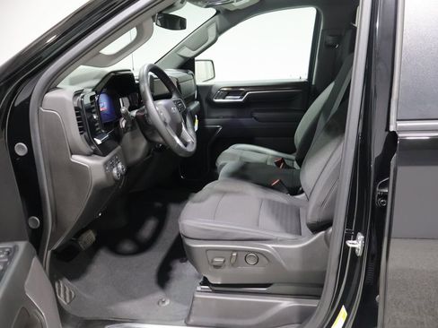 Used 2024 Chevrolet Silverado 1500 RST AWD/4WD image 12
