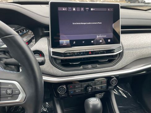 Used 2022 Jeep Compass Latitude w/ Convenience Group image 13