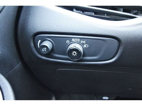 Used 2024 Chevrolet Malibu LT FWD image 23