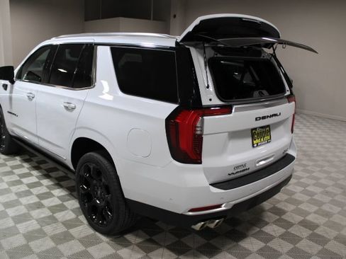 New 2026 GMC Yukon Denali w/ Denali Reserve Package AWD/4WD image 14
