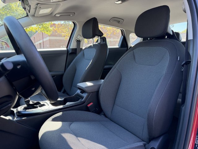Certified 2025 Kia K4 FWD image 15