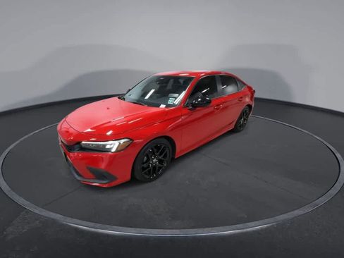 Used 2023 Honda Civic Sport image 4