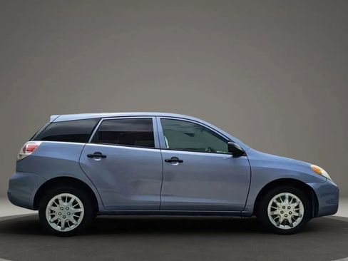 Used 2005 Toyota Matrix image 10