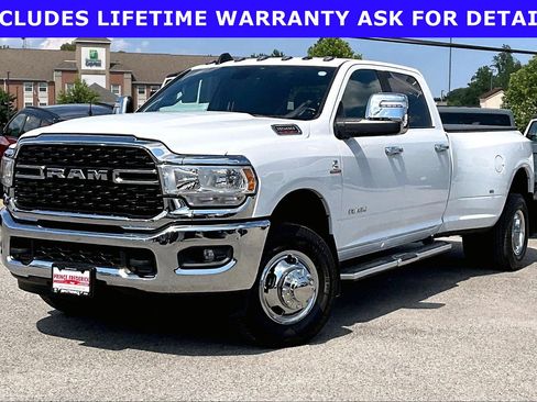 Used 2024 RAM 3500 Big Horn AWD/4WD image 3