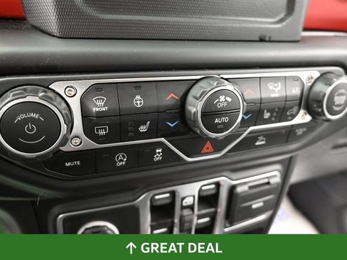 Used 2020 Jeep Gladiator Rubicon w/ Cold Weather Group AWD/4WD image 40