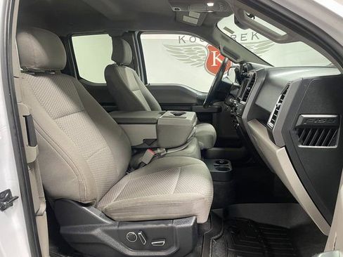 Used 2016 Ford F150 XLT w/ Equipment Group 302A Luxury AWD/4WD image 22
