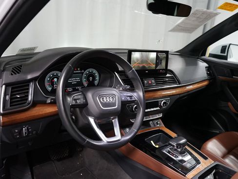 Used 2023 Audi Q5 2.0T Premium Plus AWD/4WD image 7