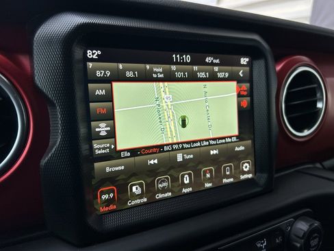 Used 2023 Jeep Wrangler Unlimited Rubicon image 20