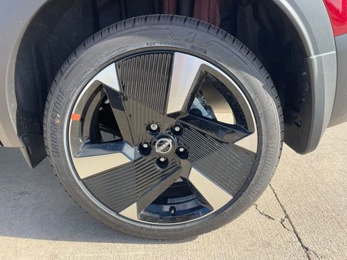 New 2026 Nissan Kicks SR image 21