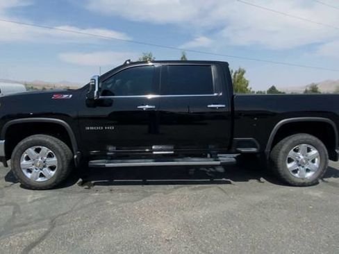 Used 2022 Chevrolet Silverado 3500 LTZ w/ LTZ Premium Package AWD/4WD image 5