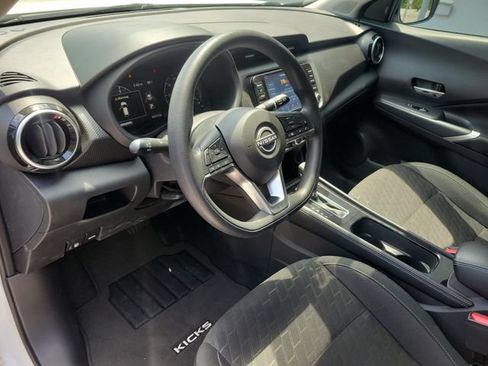 Used 2024 Nissan Kicks SV FWD image 30
