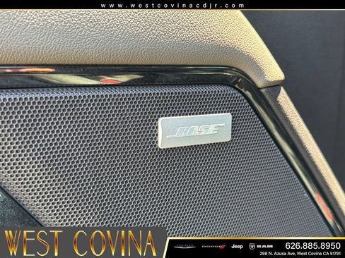 Used 2023 Chevrolet Silverado 1500 ZR2 w/ Technology Package AWD/4WD image 21