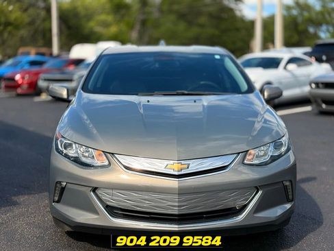 Used 2017 Chevrolet Volt LT FWD image 11