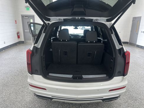 Used 2021 Cadillac XT6 Luxury FWD image 11