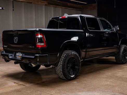 Used 2023 RAM 1500 Limited w/ Night Edition image 10