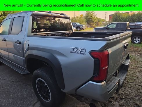 Used 2024 Toyota Tacoma TRD Off-Road AWD/4WD image 5