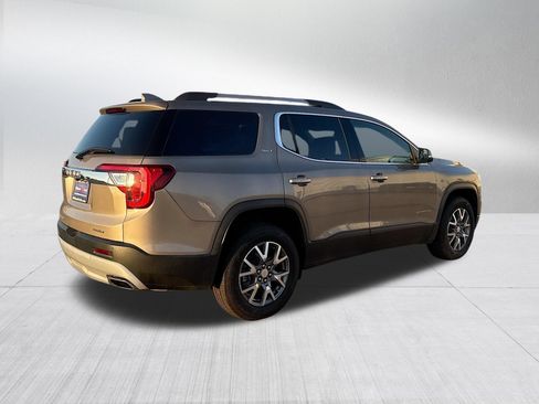 Used 2023 GMC Acadia SLT AWD/4WD image 5