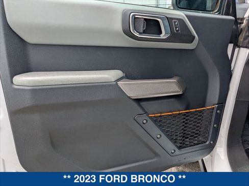 Certified 2023 Ford Bronco Badlands w/ Sasquatch Package AWD/4WD image 10