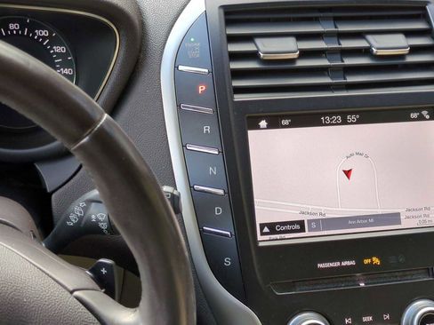 Used 2019 Lincoln MKC Reserve w/ MKC Climate Package image 34