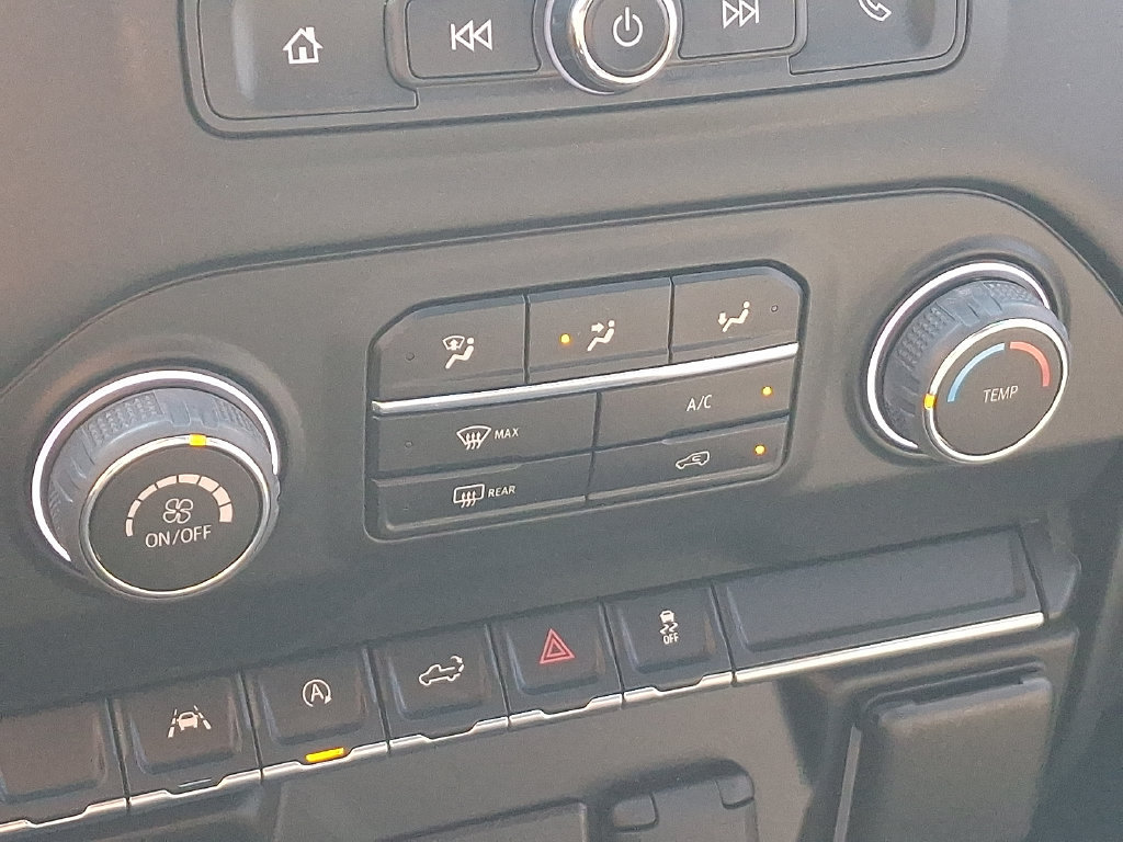 Certified 2022 Chevrolet Silverado 1500 Custom AWD/4WD image 16