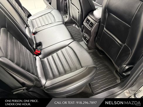 Used 2017 Ford Edge SEL w/ Equipment Group 201A FWD image 41