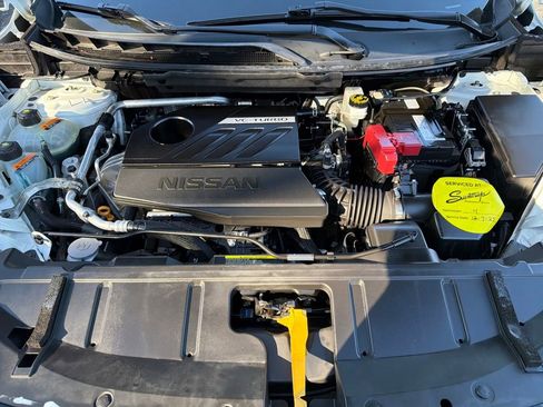 Used 2023 Nissan Rogue SV w/ SV Premium Package image 44