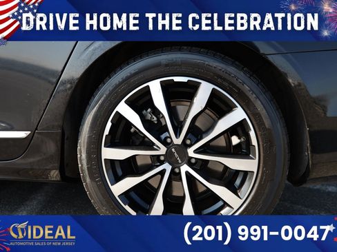 Used 2023 Volvo S90 B6 Plus AWD/4WD image 13