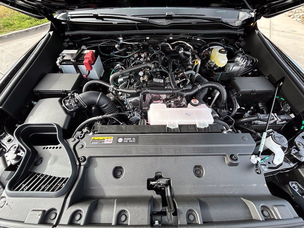 Used 2026 Toyota 4Runner SR5 AWD/4WD image 32