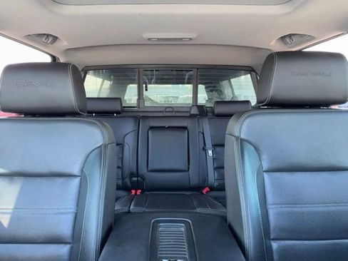 Used 2019 GMC Sierra 2500 Denali w/ Duramax Plus Package AWD/4WD image 29