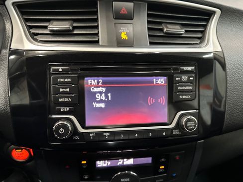 Used 2018 Nissan Sentra SR w/ Protection Package image 26