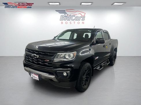 Used 2021 Chevrolet Colorado Z71 w/ Z71 Midnight Edition AWD/4WD image 1