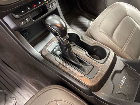 Certified 2022 GMC Canyon Denali AWD/4WD image 18