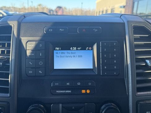 Used 2020 Ford F250 XL w/ Power Equipment Group image 24