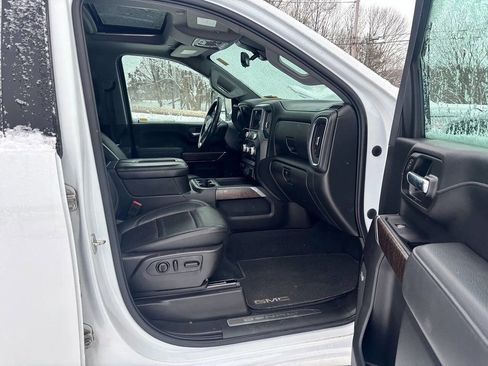 Used 2020 GMC Sierra 2500 Denali w/ Denali Ultimate Package image 10
