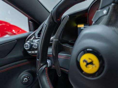 Used 2018 Ferrari 488 GTB RWD image 35