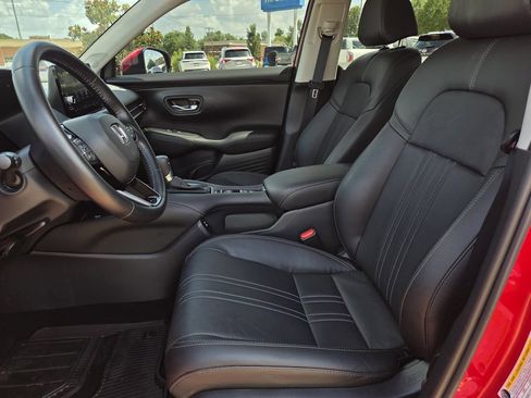 Used 2025 Honda HR-V EX-L image 14