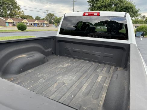 Used 2019 RAM 1500 Tradesman AWD/4WD image 11