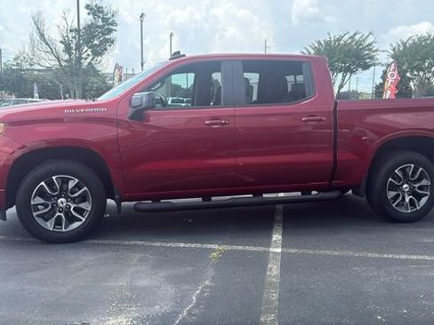 Used 2024 Chevrolet Silverado 1500 RST w/ Convenience Package II AWD/4WD image 4