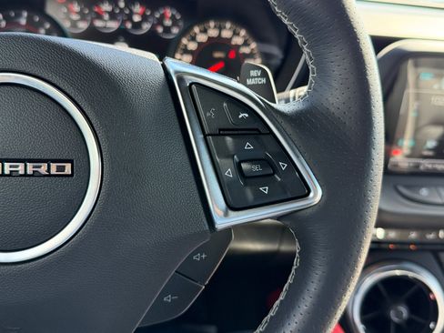 Used 2018 Chevrolet Camaro SS w/ LPO, Ground Effects Package RWD image 6