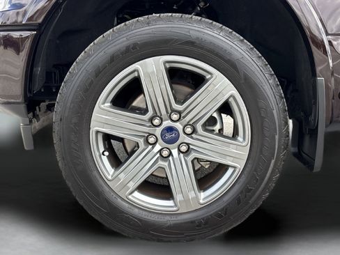 Used 2019 Ford F150 Lariat w/ Equipment Group 502A Luxury image 33