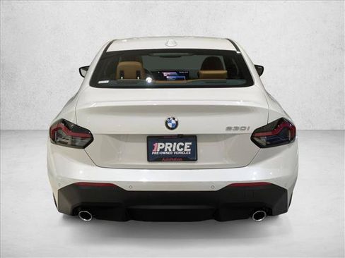 Used 2024 BMW 230i Coupe w/ Convenience Package RWD image 7