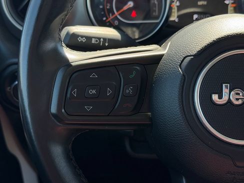 Used 2022 Jeep Wrangler Unlimited Sport AWD/4WD image 22